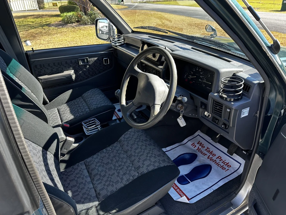 1996 Mitsubishi Triton 3rd Gen - Image 30 of 31