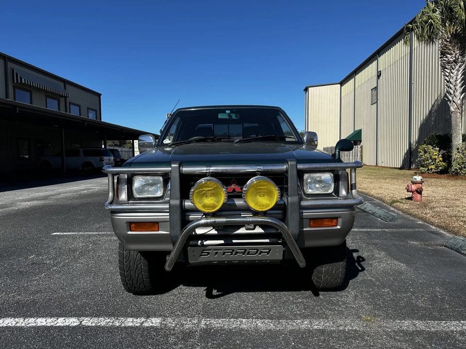 1996 Mitsubishi Triton 3rd Gen - Image 4 of 31