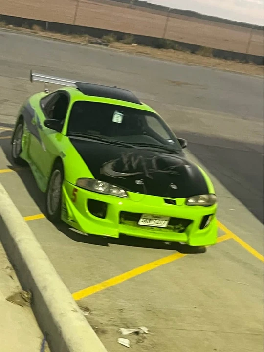 1996 Mitsubishi Eclipse 2nd Gen - Image 2 of 14
