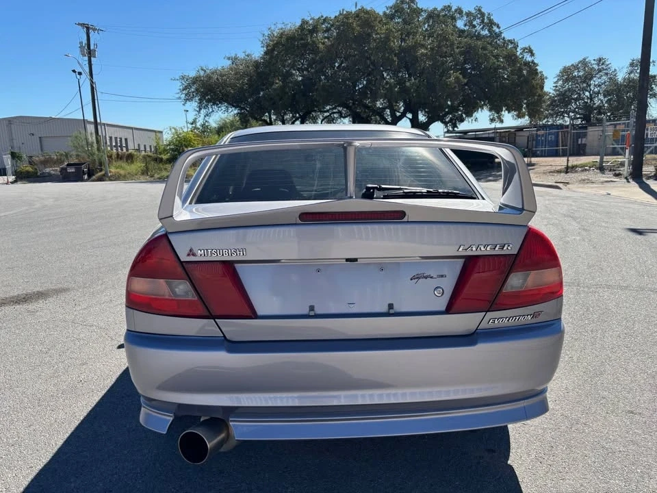 1996 Mitsubishi Lancer Evolution IV 6th Gen - Image 6 of 17