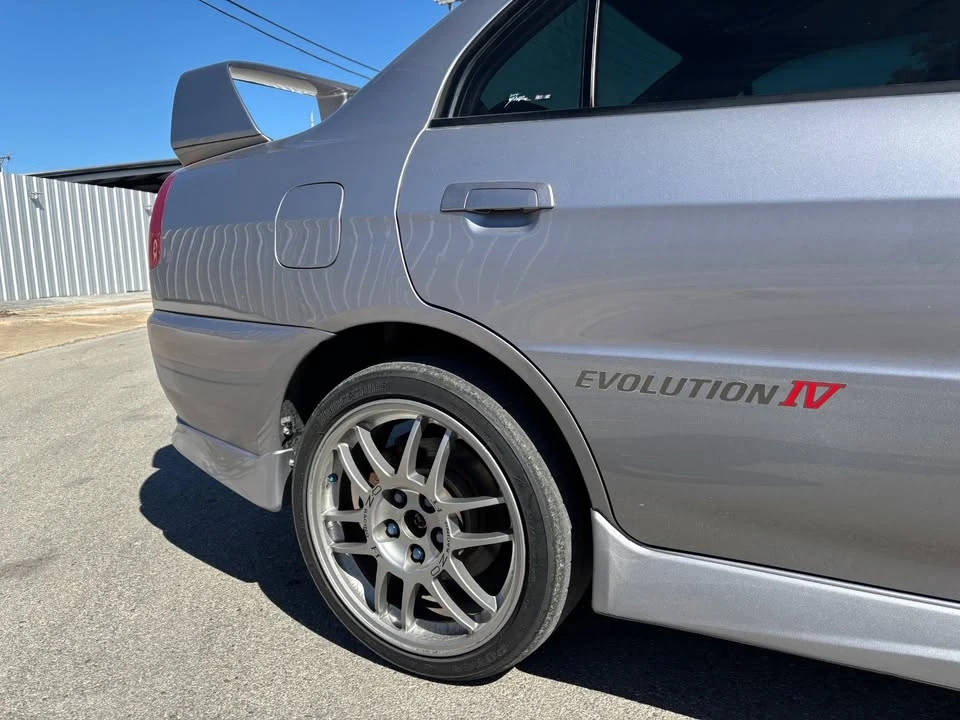 1996 Mitsubishi Lancer Evolution IV 6th Gen - Image 8 of 17