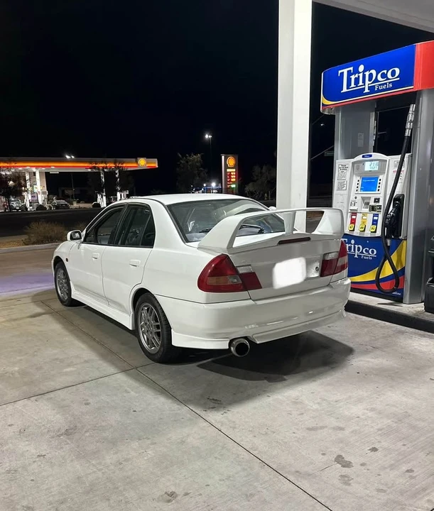 1996 Mitsubishi Lancer Evolution IV 6th Gen - Image 7 of 17