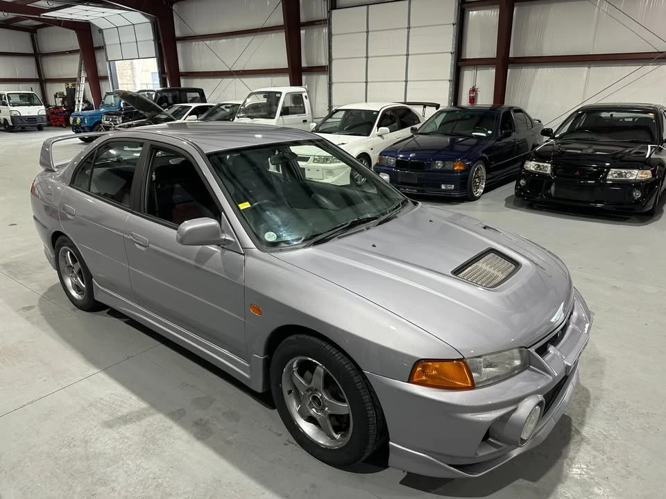 1996 Mitsubishi Lancer Evolution IV 6th Gen - Image 5 of 18