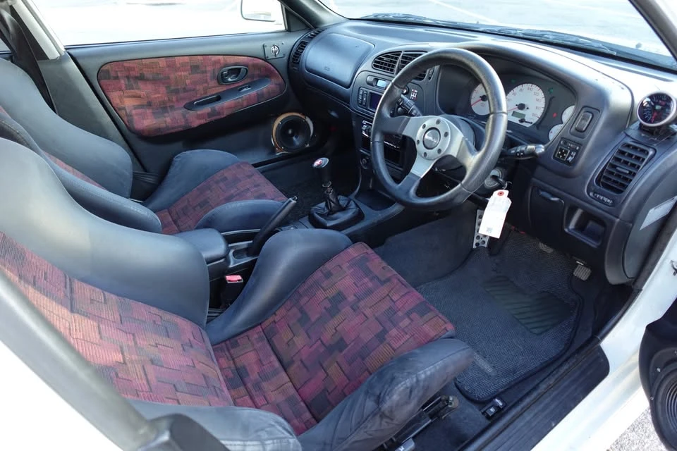 1996 Mitsubishi Lancer Evolution IV 6th Gen - Image 14 of 18