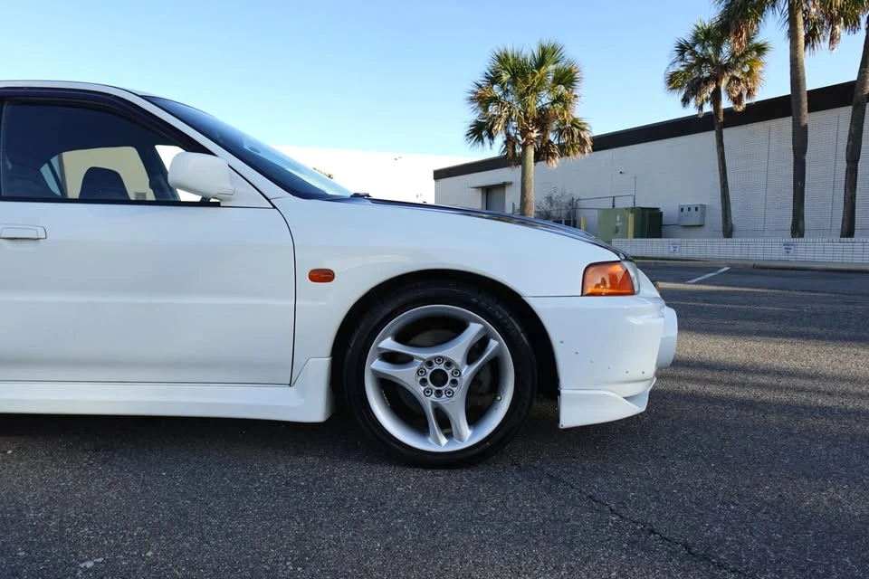 1996 Mitsubishi Lancer Evolution IV 6th Gen - Image 5 of 18