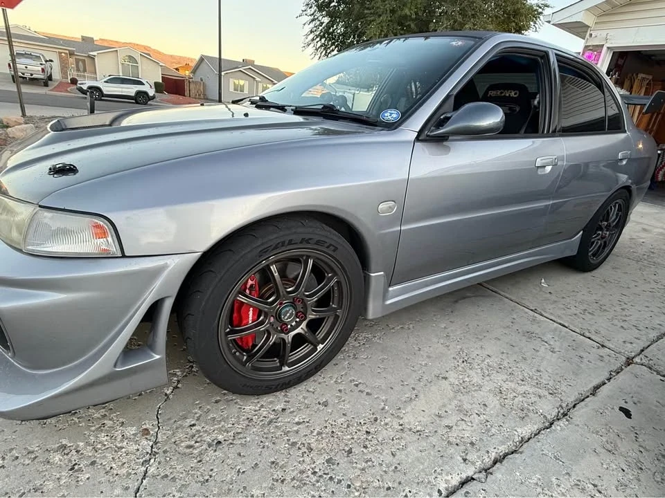 1996 Mitsubishi Lancer Evolution IV 6th Gen - Image 2 of 10