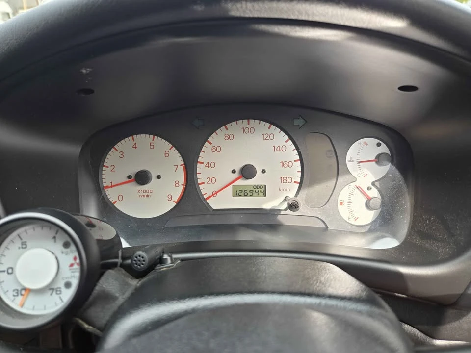 1996 Mitsubishi Lancer Evolution IV 6th Gen - Image 6 of 16