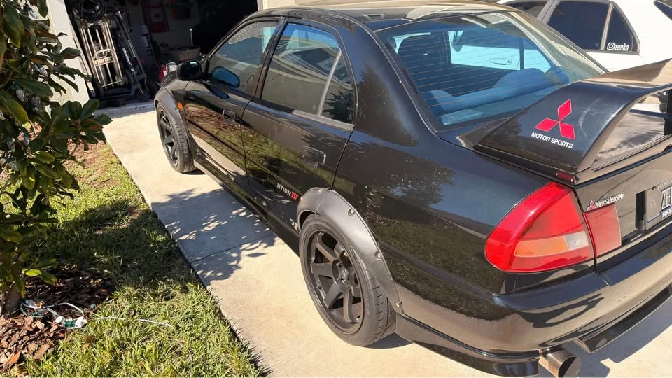 1996 Mitsubishi Lancer Evolution IV 6th Gen - Image 2 of 5