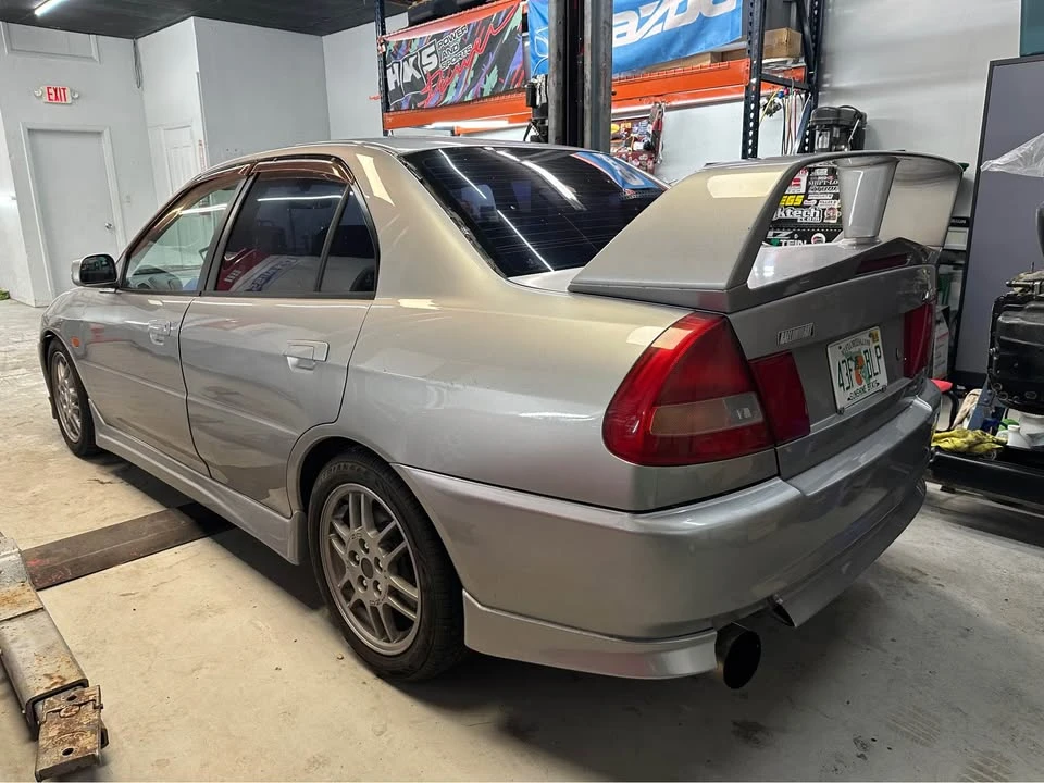 1996 Mitsubishi Lancer Evolution IV 6th Gen - Image 3 of 20