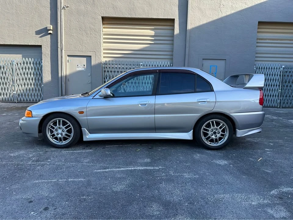 1996 Mitsubishi Lancer Evolution IV 6th Gen - Image 3 of 20