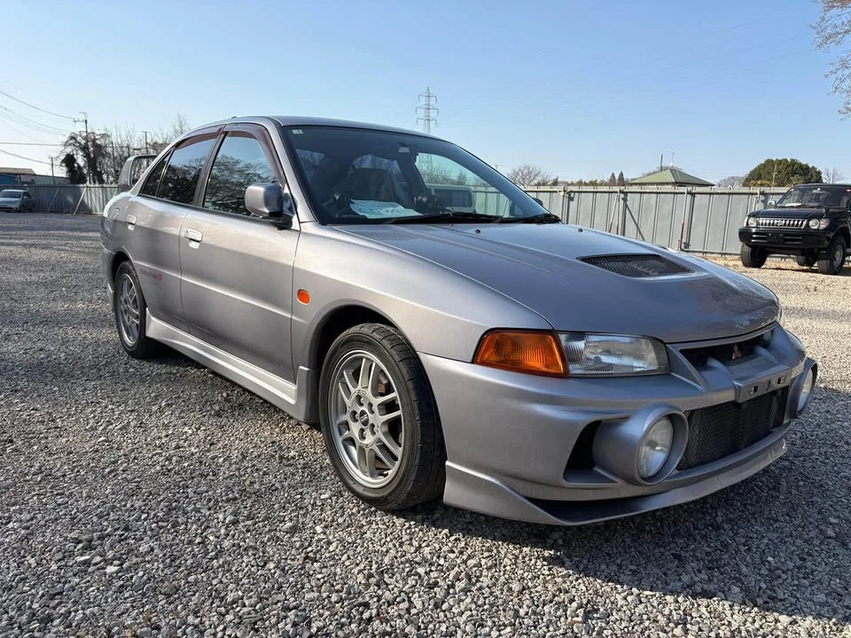1996 Mitsubishi Lancer Evolution IV 6th Gen - Image 3 of 20