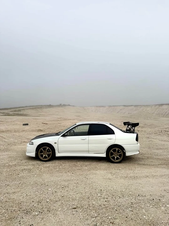 1996 Mitsubishi Lancer Evolution IV 6th Gen - Image 3 of 18