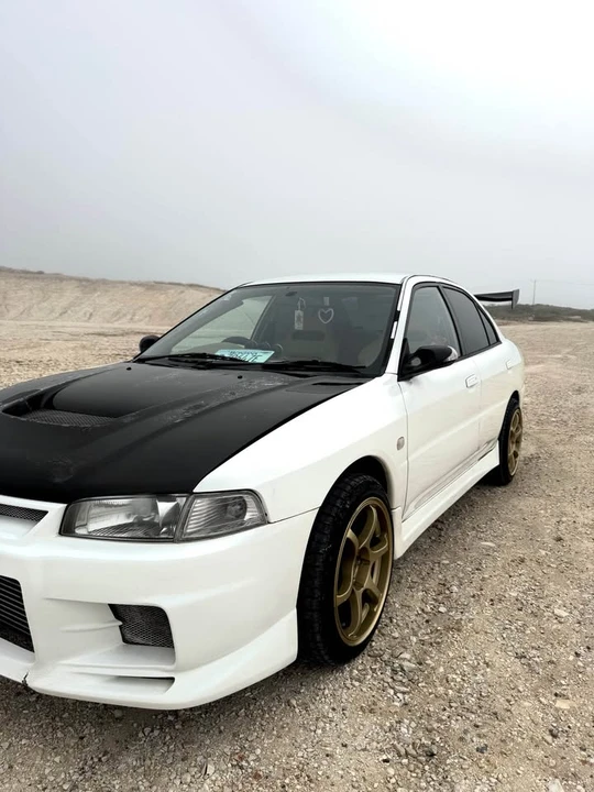 1996 Mitsubishi Lancer Evolution IV 6th Gen - Image 6 of 18