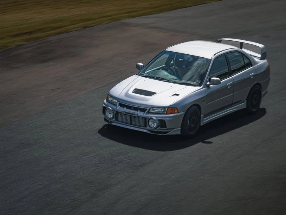 1996 Mitsubishi Lancer Evolution IV 6th Gen - Image 10 of 20