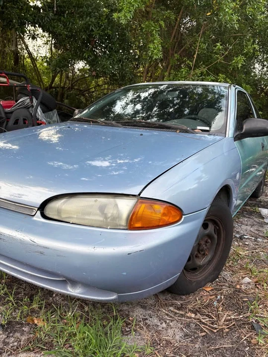 1996 Mitsubishi Mirage 4th Gen - Image 2 of 10