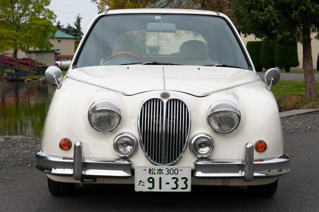 1996 Mitsuoka - Image 2 of 31