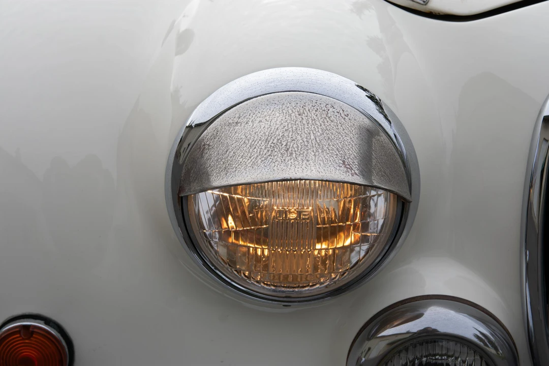 1996 Mitsuoka - Image 26 of 31