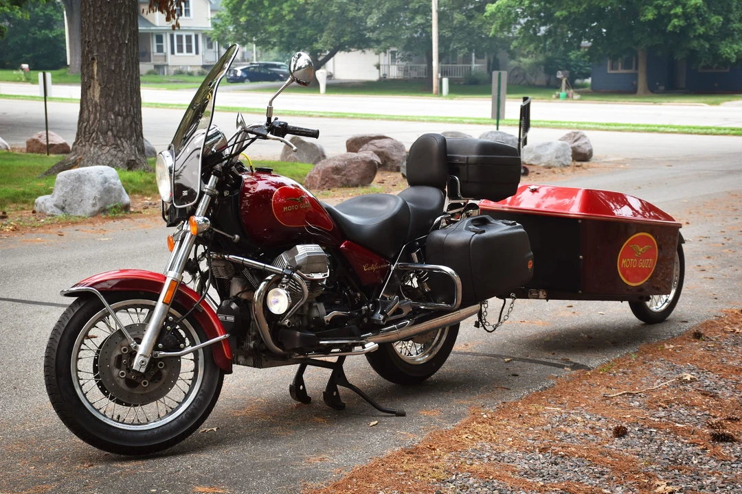 1996 Moto Guzzi - Image 2 of 31