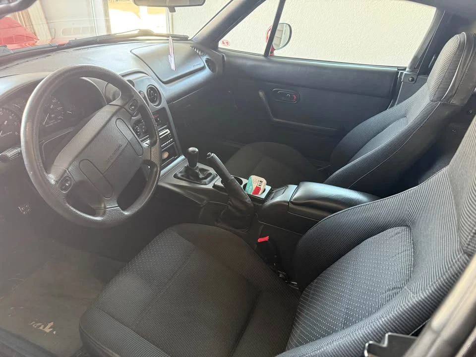 1996 Mazda NA MX-5 Miata - Image 2 of 10