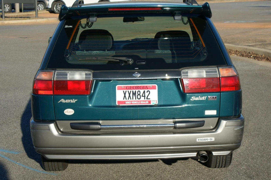 1996 Nissan Avenir 1st Gen - Image 5 of 10