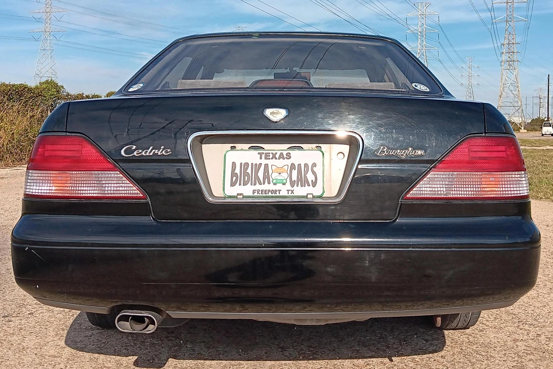 1996 Nissan Cedric 8th Gen - Image 5 of 31