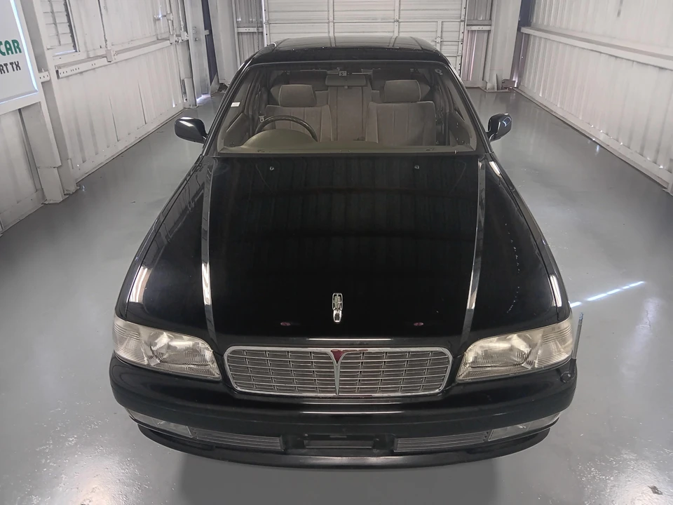 1996 Nissan Cedric 8th Gen - Image 6 of 31