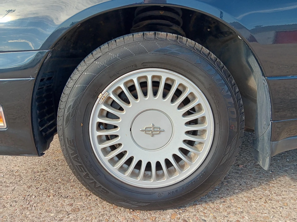 1996 Nissan Cedric 8th Gen - Image 26 of 31