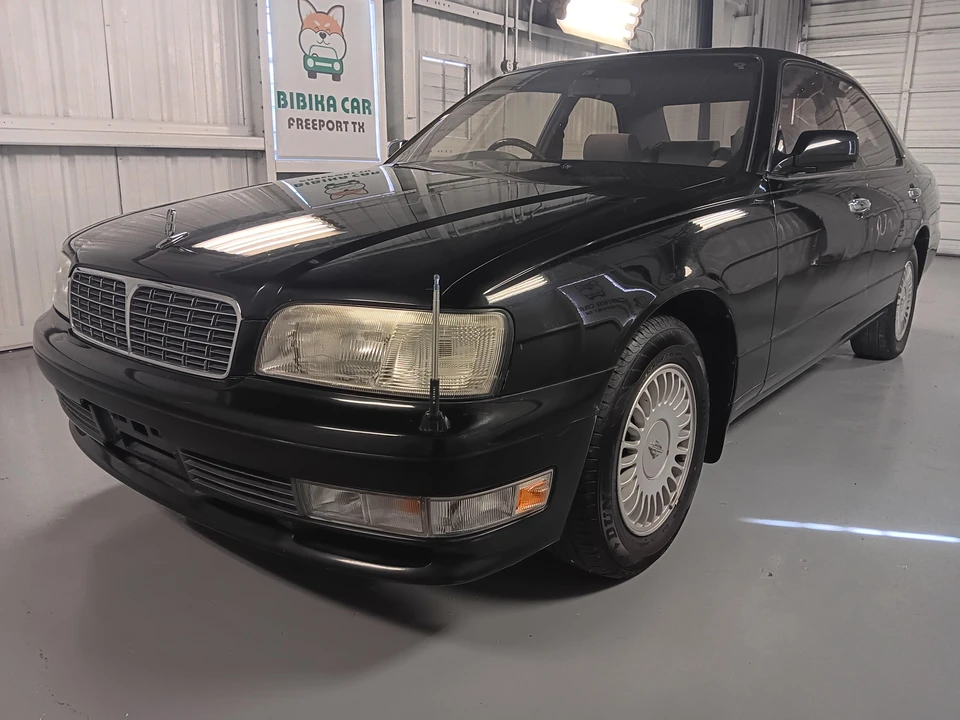 1996 Nissan Cedric 8th Gen - Image 8 of 31