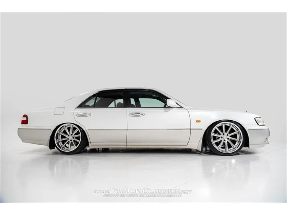1996 Nissan Cima 3rd Gen - Image 21 of 31