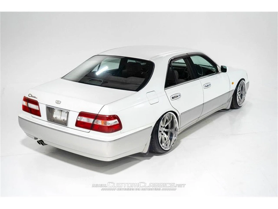 1996 Nissan Cima 3rd Gen - Image 27 of 31