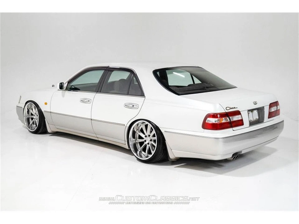 1996 Nissan Cima 3rd Gen - Image 22 of 31