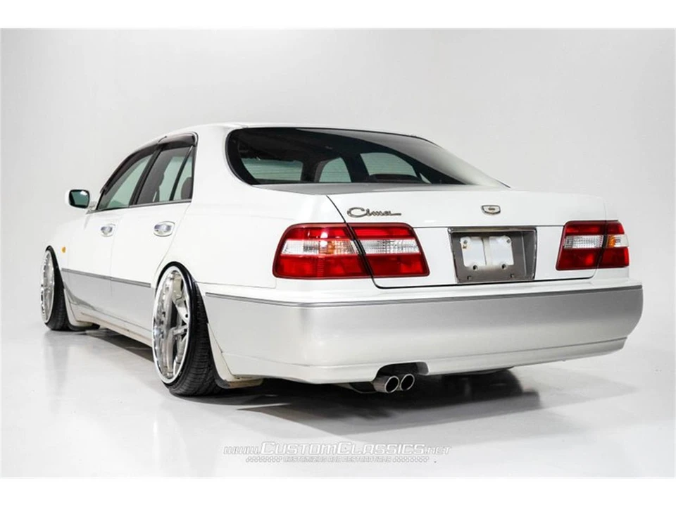 1996 Nissan Cima 3rd Gen - Image 23 of 31