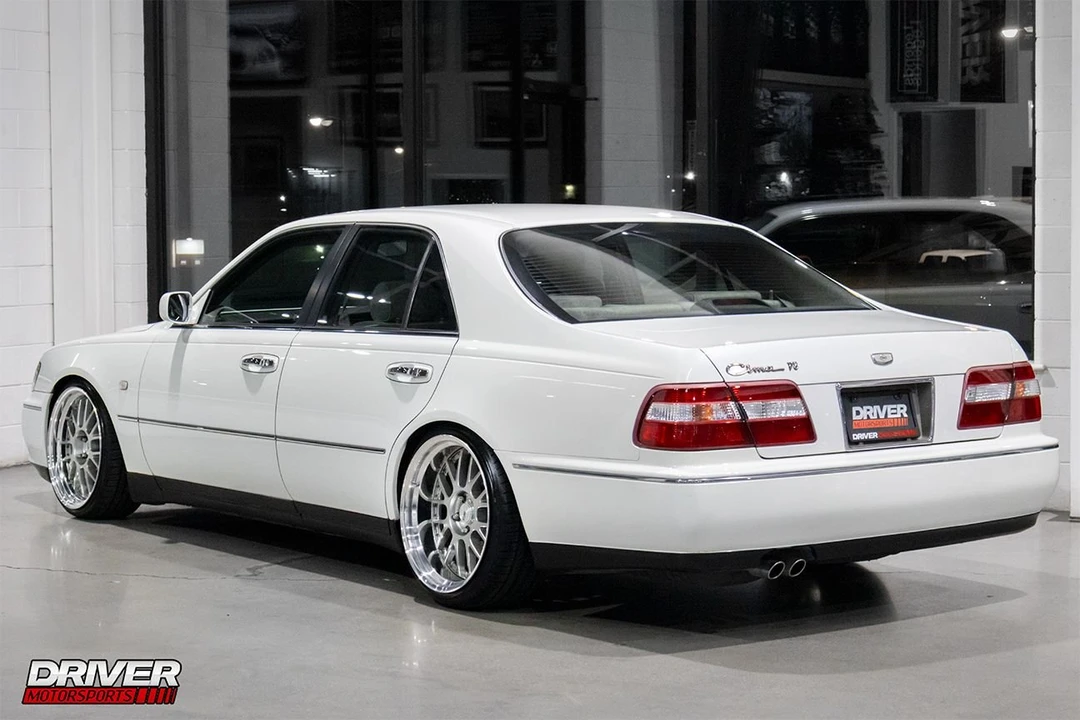 1996 Nissan Cima 3rd Gen - Image 2 of 27