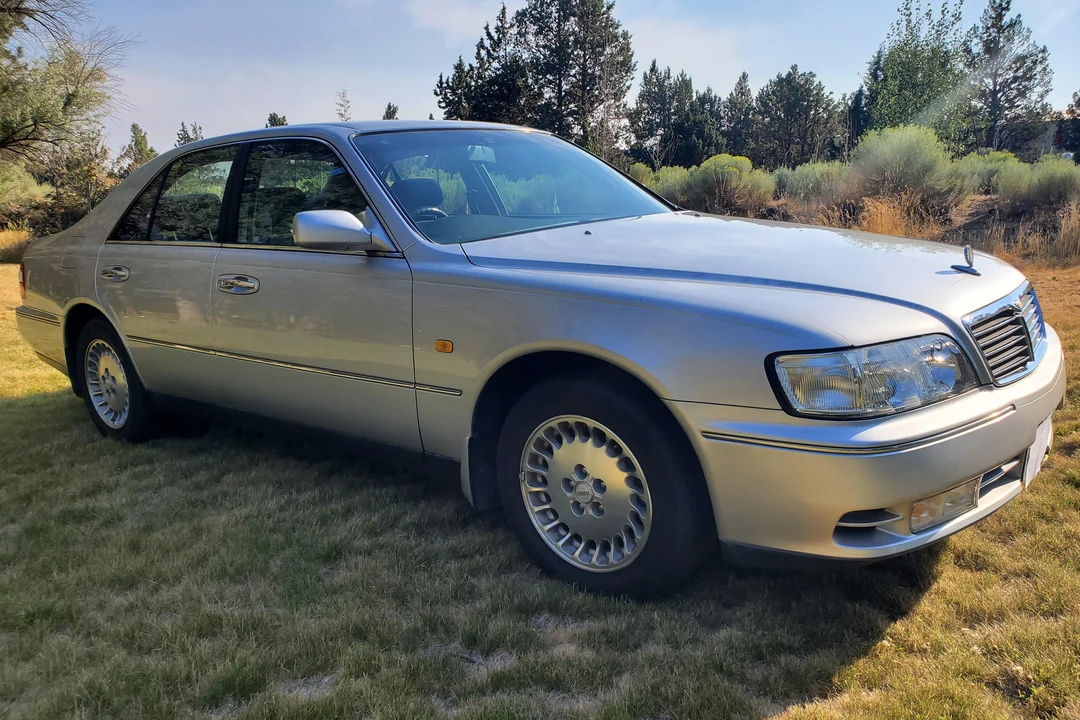 1996 Nissan Cima 3rd Gen - Image 3 of 31