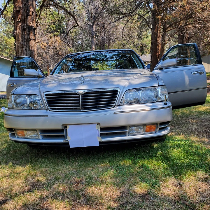 1996 Nissan Cima 3rd Gen - Image 8 of 31