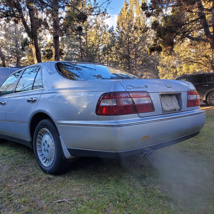 1996 Nissan Cima 3rd Gen - Image 29 of 31