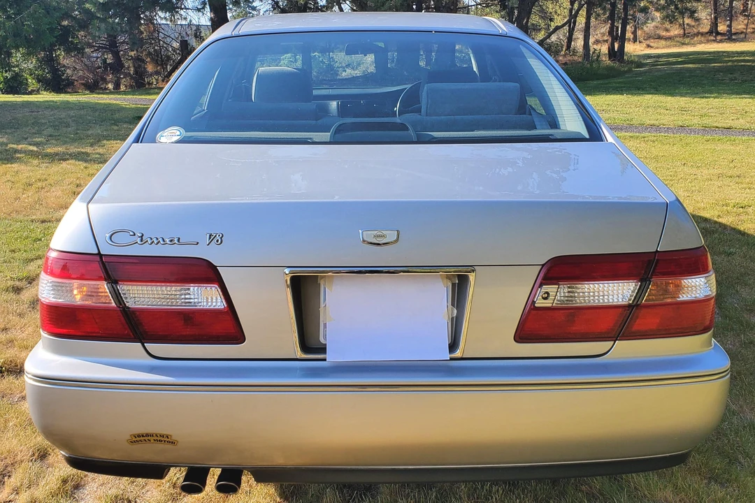 1996 Nissan Cima 3rd Gen - Image 5 of 31