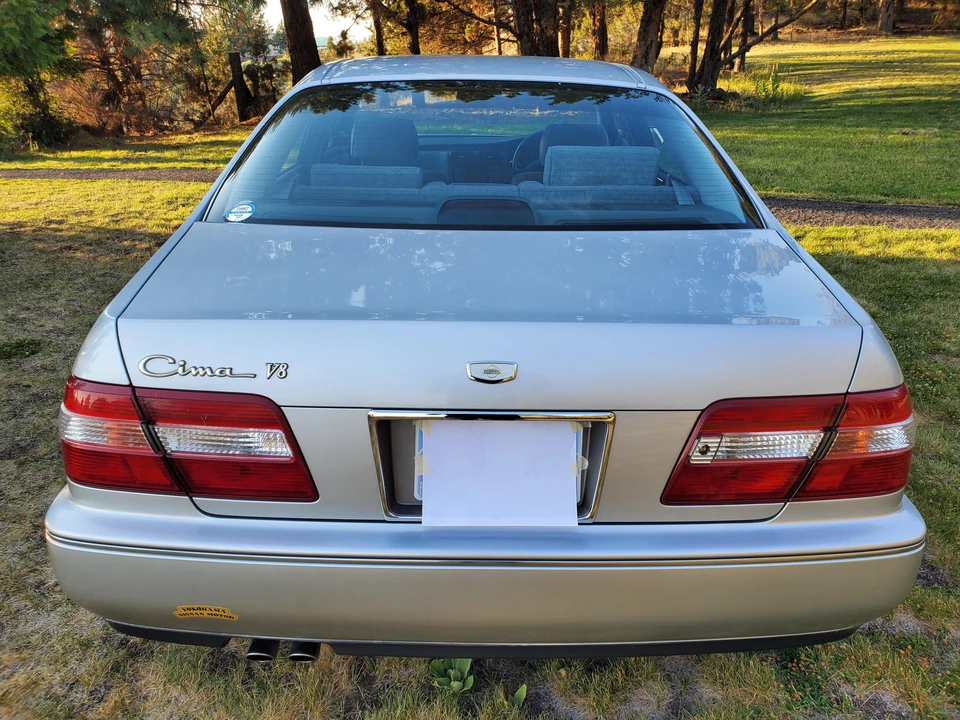 1996 Nissan Cima 3rd Gen - Image 18 of 31