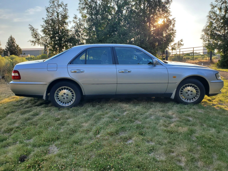 1996 Nissan Cima 3rd Gen - Image 23 of 31