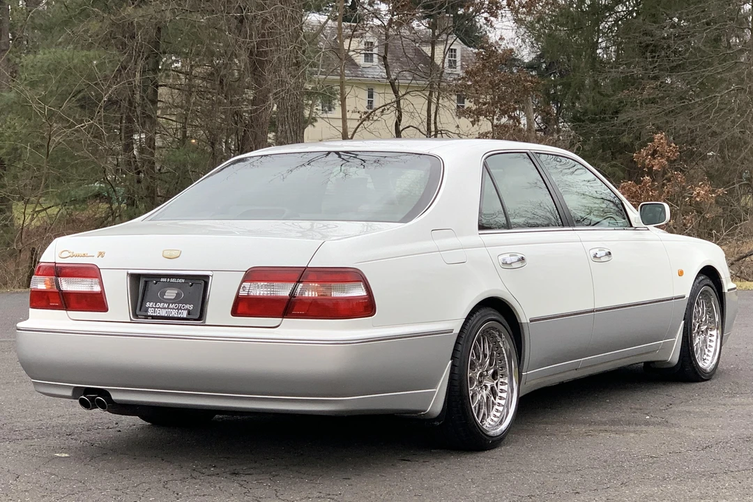 1996 Nissan Cima 3rd Gen - Image 5 of 6