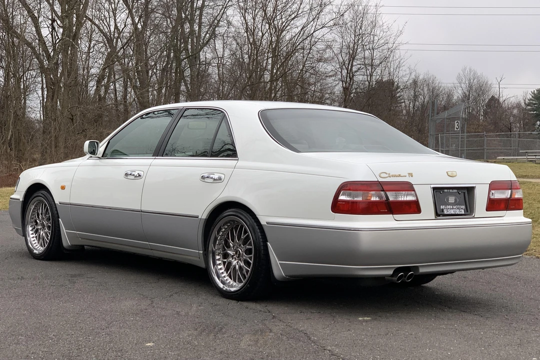 1996 Nissan Cima 3rd Gen - Image 4 of 6