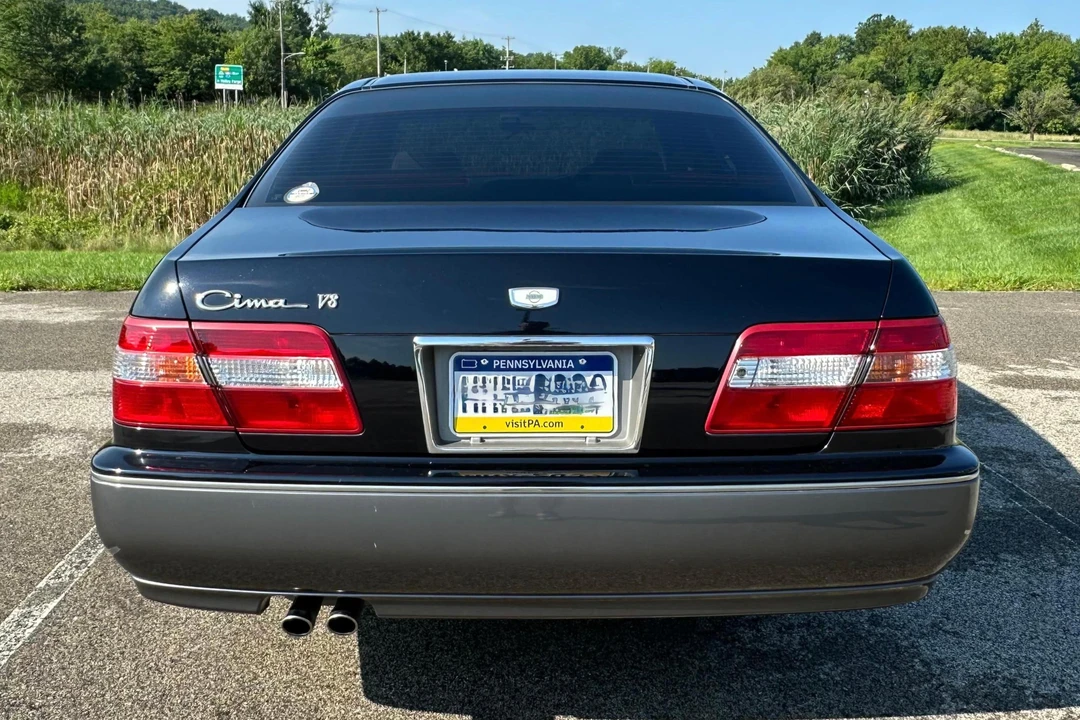 1996 Nissan Cima 3rd Gen - Image 5 of 31