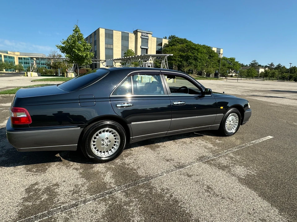 1996 Nissan Cima 3rd Gen - Image 16 of 31