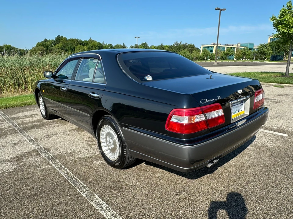 1996 Nissan Cima 3rd Gen - Image 11 of 31