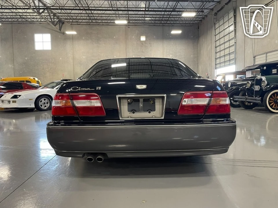 1996 Nissan Cima 3rd Gen - Image 12 of 12