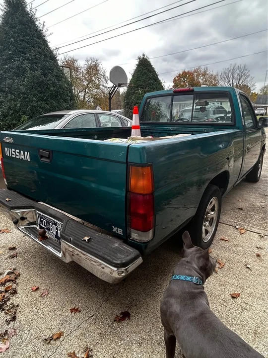 1996 Nissan Frontier - Image 4 of 6