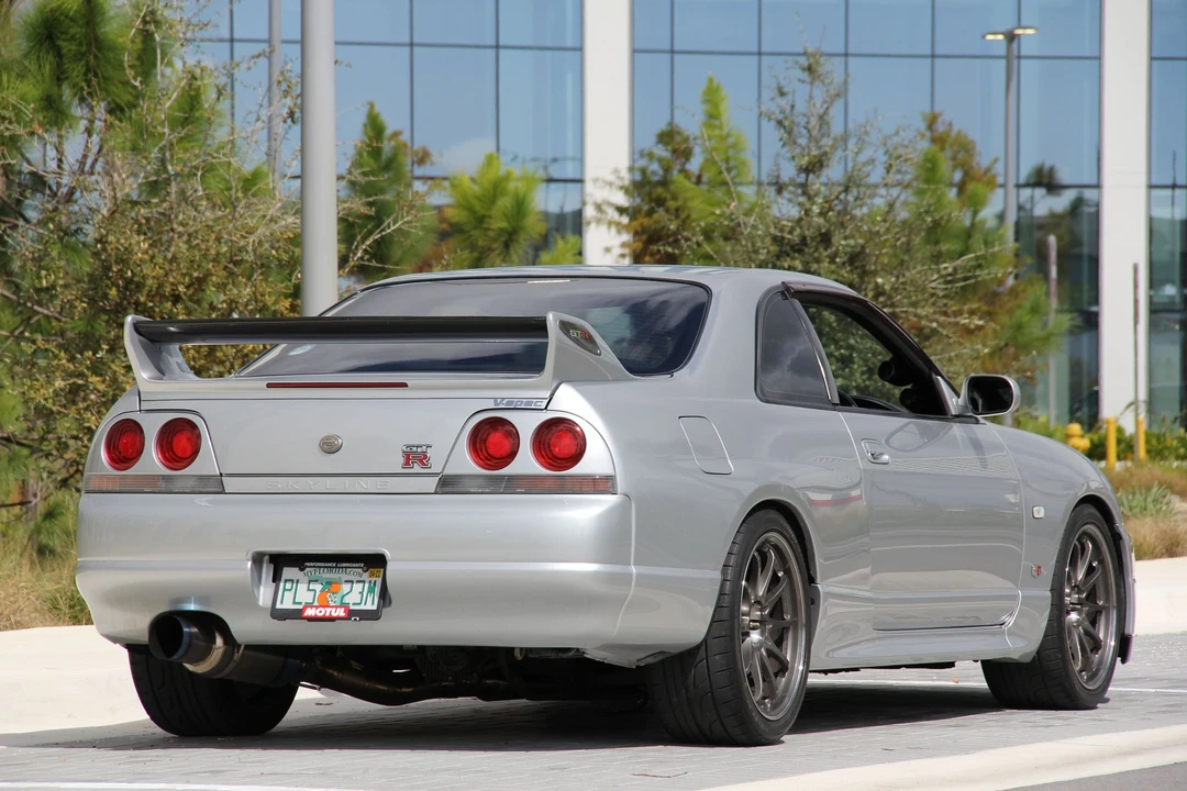 1996 Nissan R33 Skyline GT-R 9th Gen - Image 10 of 25