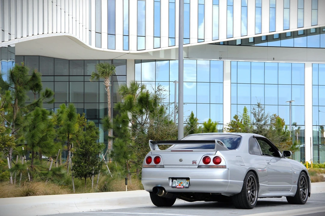 1996 Nissan R33 Skyline GT-R 9th Gen - Image 11 of 25
