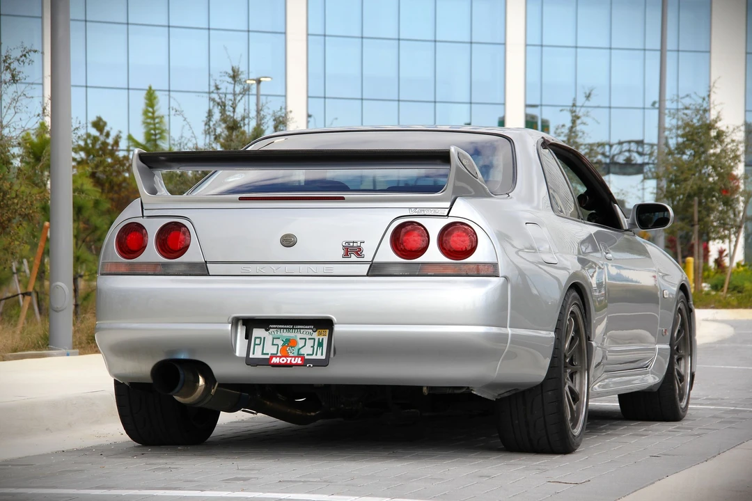 1996 Nissan R33 Skyline GT-R 9th Gen - Image 12 of 25