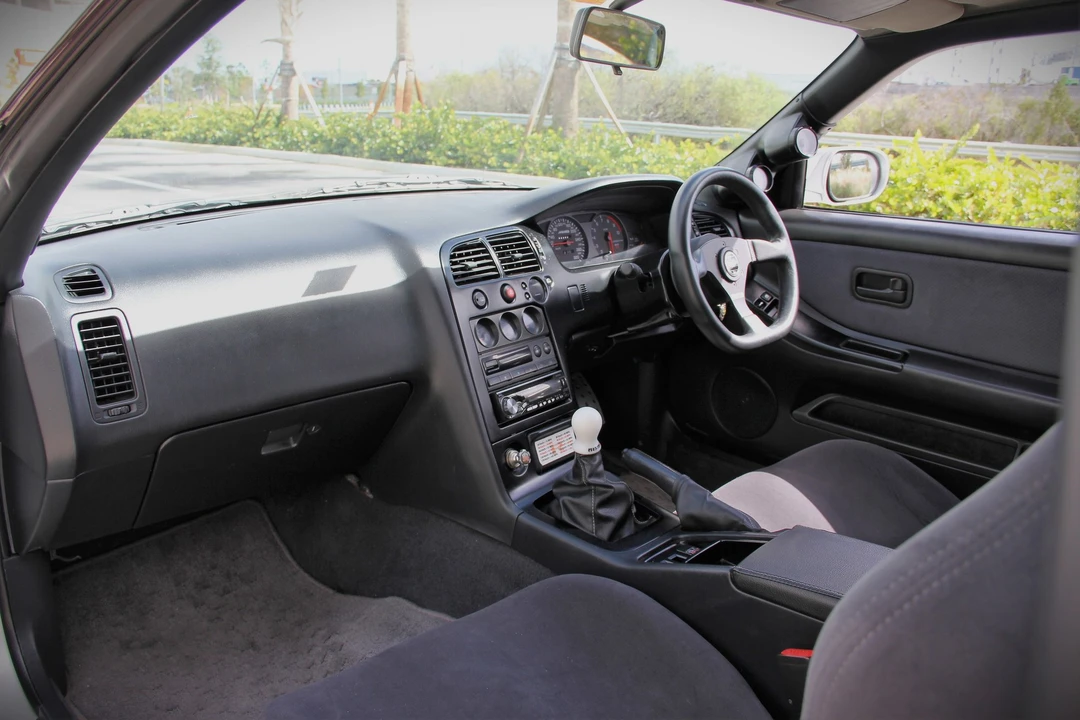 1996 Nissan R33 Skyline GT-R 9th Gen - Image 19 of 25
